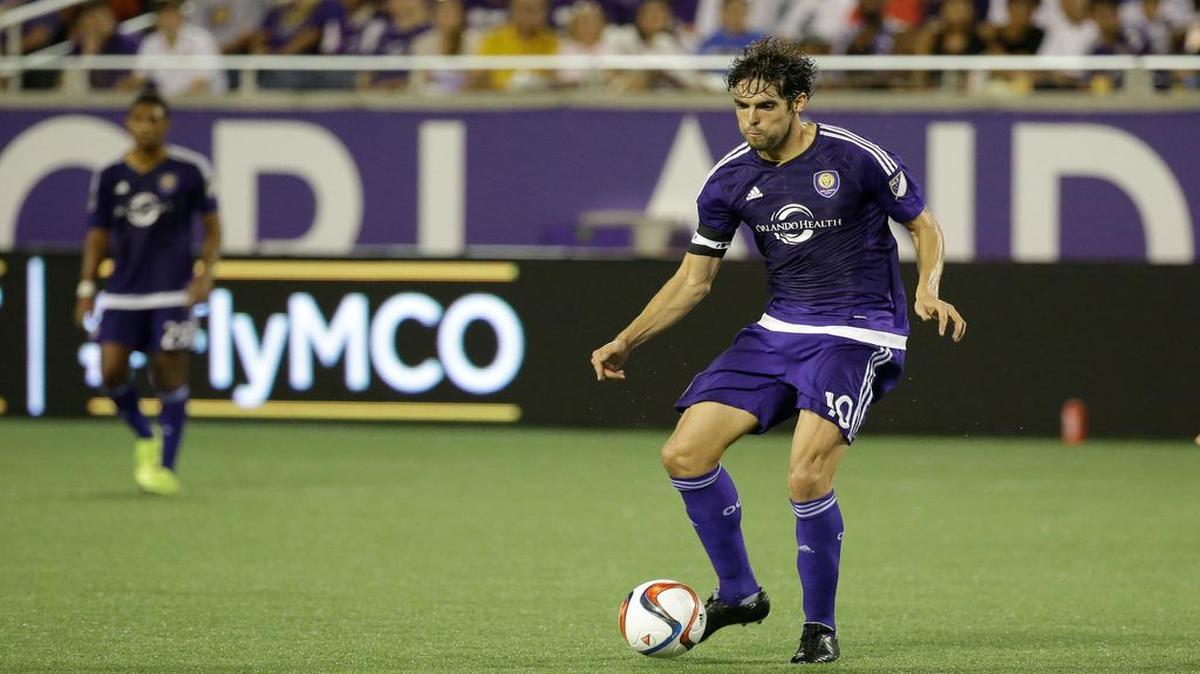 
El mediocampista Kaká, del Orlando City en la MLS, fue convocado por el técnico de Brasil Dunga después de casi un año ausente del combinado nacional.
