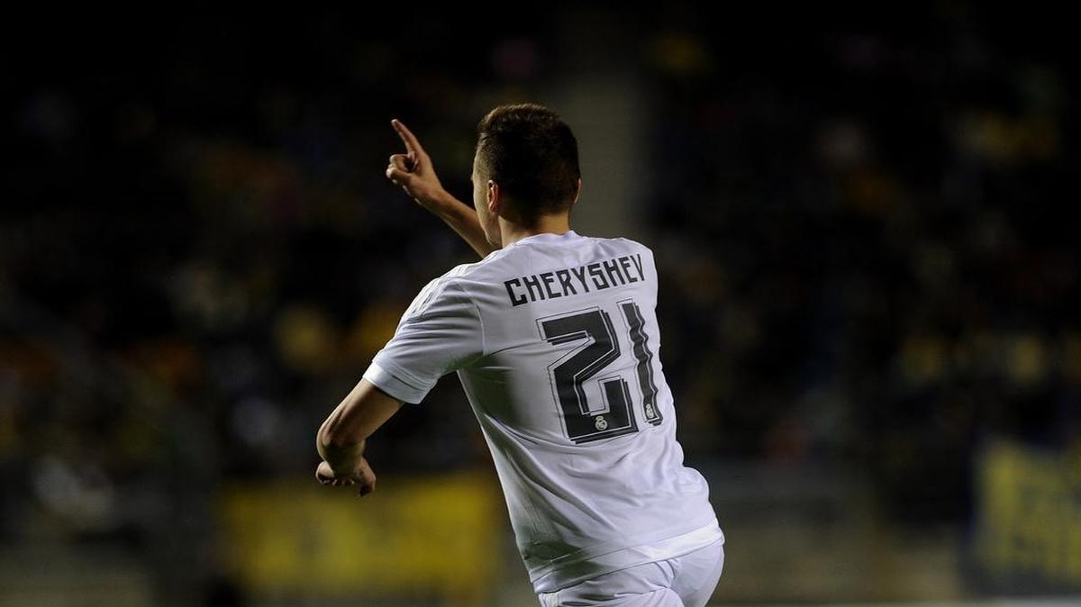 Denis Cheryshev celebra tras anotar el primer gol del Real Madrid en el triunfo 3-1 ante Cádiz, en un partido de la Copa del Rey, celebrado el 2 de diciembre del 2015.