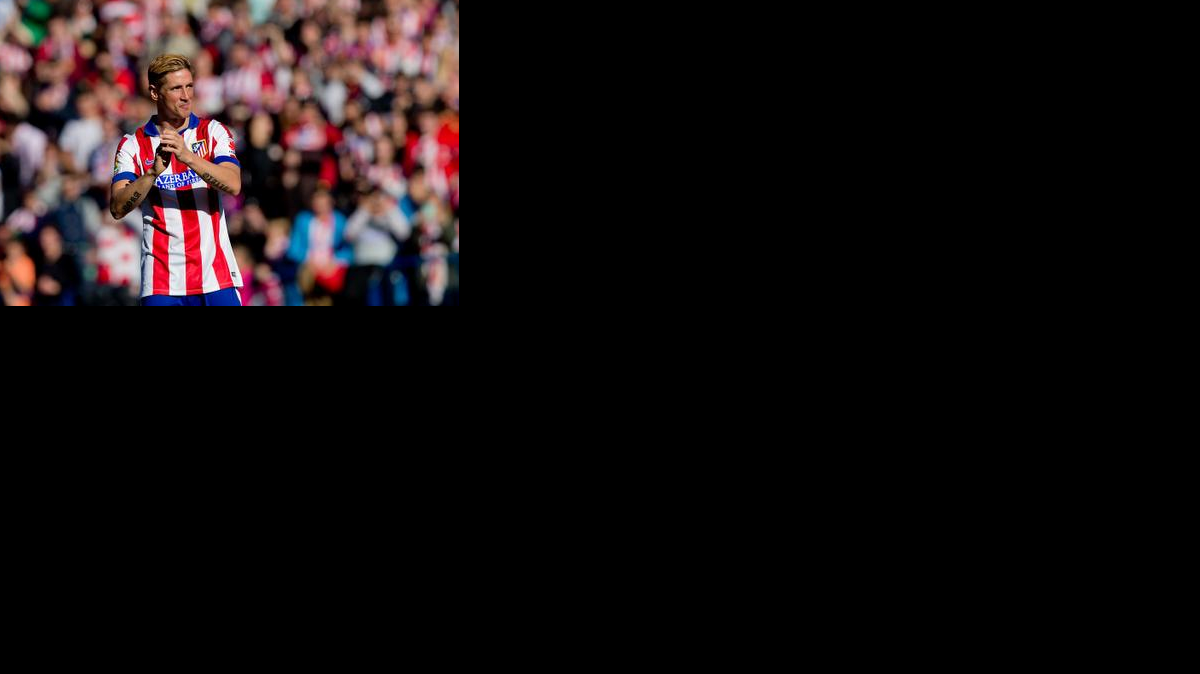 
Fernando Torres asiste a su presentación como nuevo fichaje del Club Atlético de Madrid en el Estadio Vicente Calderón el 4 de enero de 2015, de Madrid, España. 
