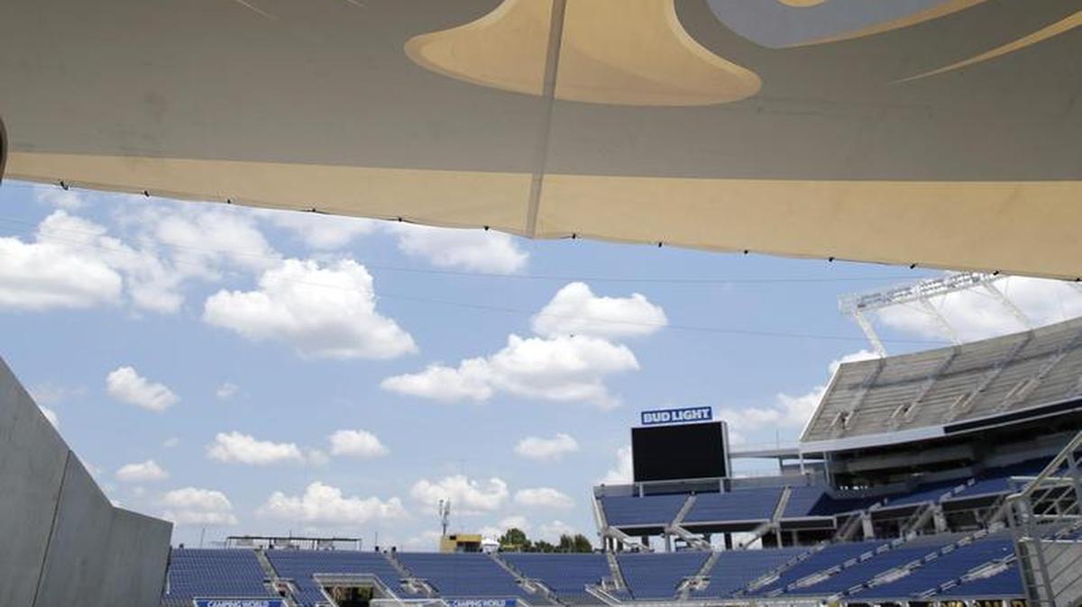 Vista del estadio Orlando Citrus Bowl de Orlando, Florida el jueves 2 de junio de 2016, donde jugarán Costa Rica y Paraguay el próximo sábado su primer partido de la Copa América Centenario.