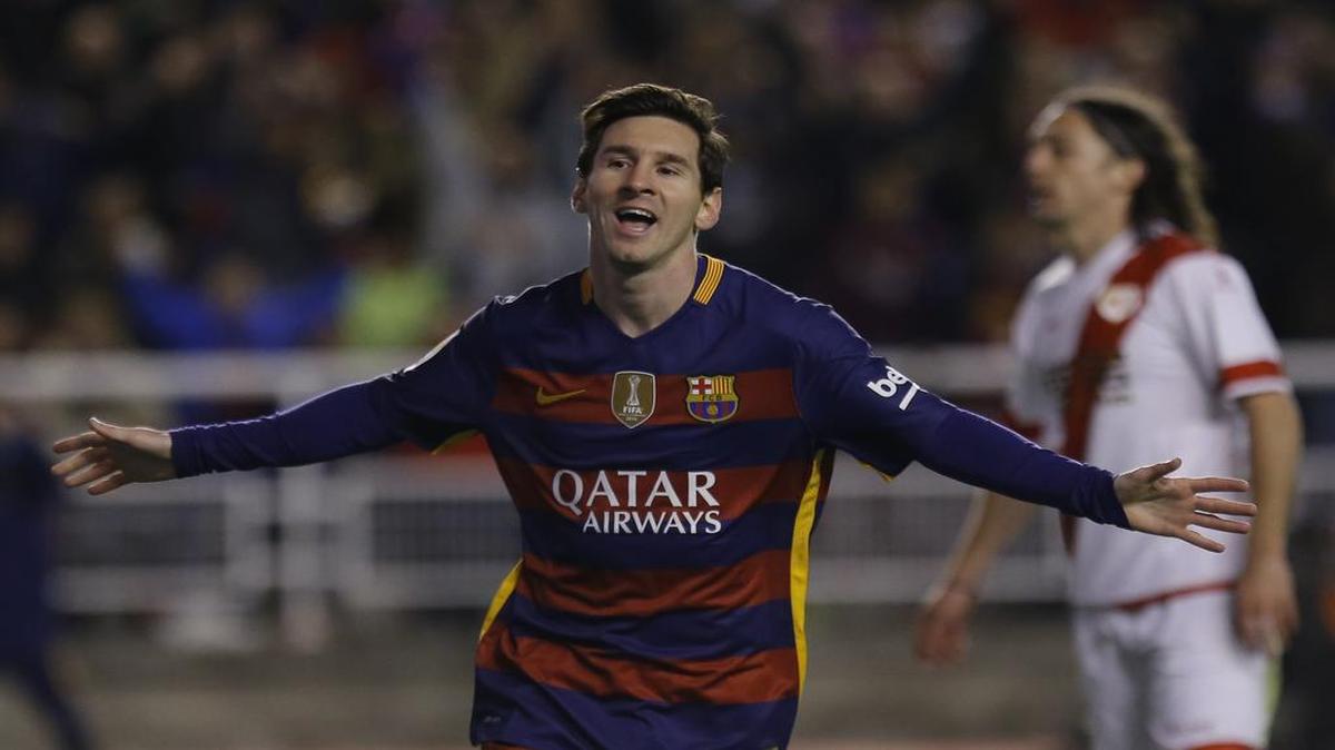 Lionel Messi celebra un gol para Barcelona ante el Rayo Vallecano, en un partido de la liga española, celebrado el 3 de marzo del 2016.