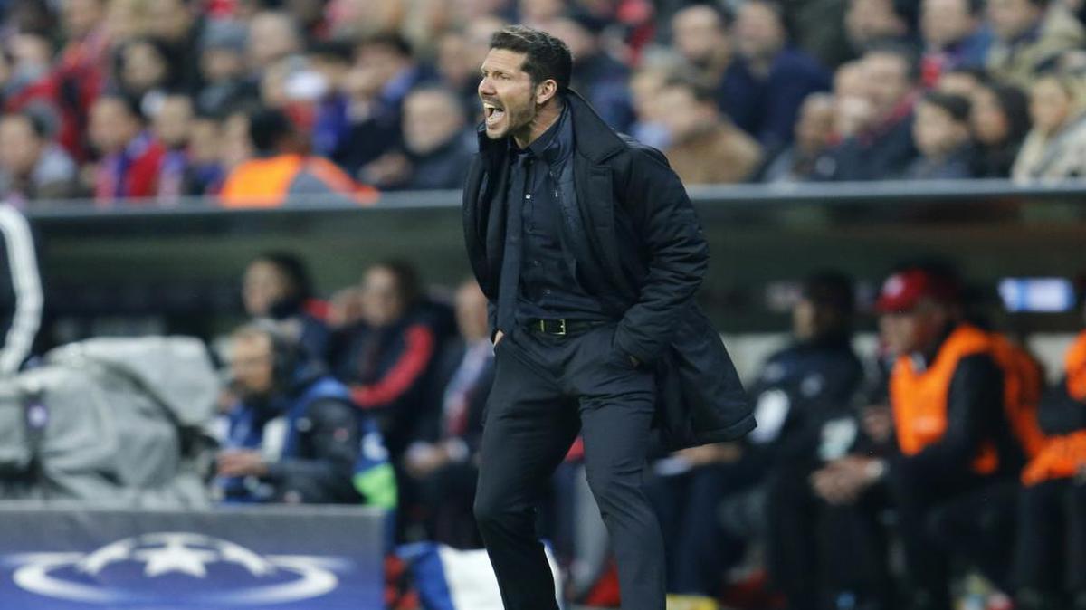 El entrenador del Atlético de Madrid, Diego Simeone, mostró el martes su orgullo por haber alcanzado la final de la Liga de Campeones, después de “haber dejado en el camino a dos de los tres mejores del mundo”, entre ellos el Bayern Múnich, en el partido de vuelta de semifinales.