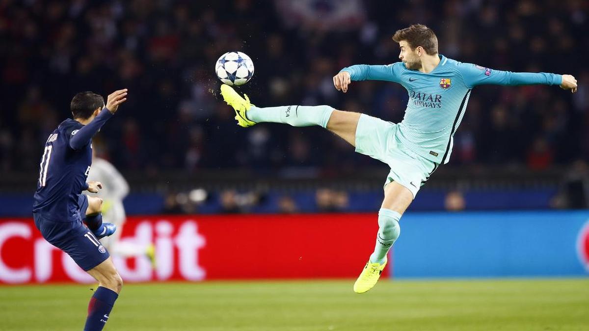 El defensa del Barcelona Gerard Piqué reclamó este lunes “unidad” a todo el barcelonismo y el apoyo de la afición para buscar la remontada en los octavos de la Liga de Campeones ante el París SG, que en la ida superó 4-0 a los azulgranas, el 14 de febrero del 2017 en París.