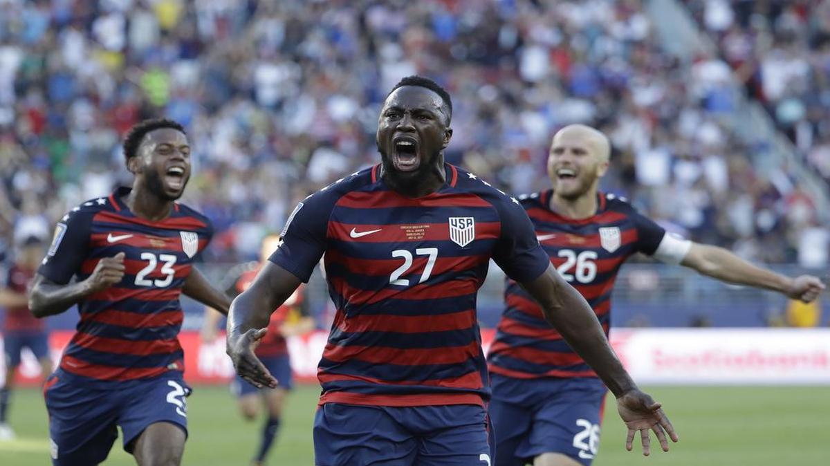 Jozy Altidore (27) celebra el primer gol de Estados Unidos ante Jamaica en la final de la Copa Oro, celebrado el 26 de julio del 2017 en Santa Clara, California.