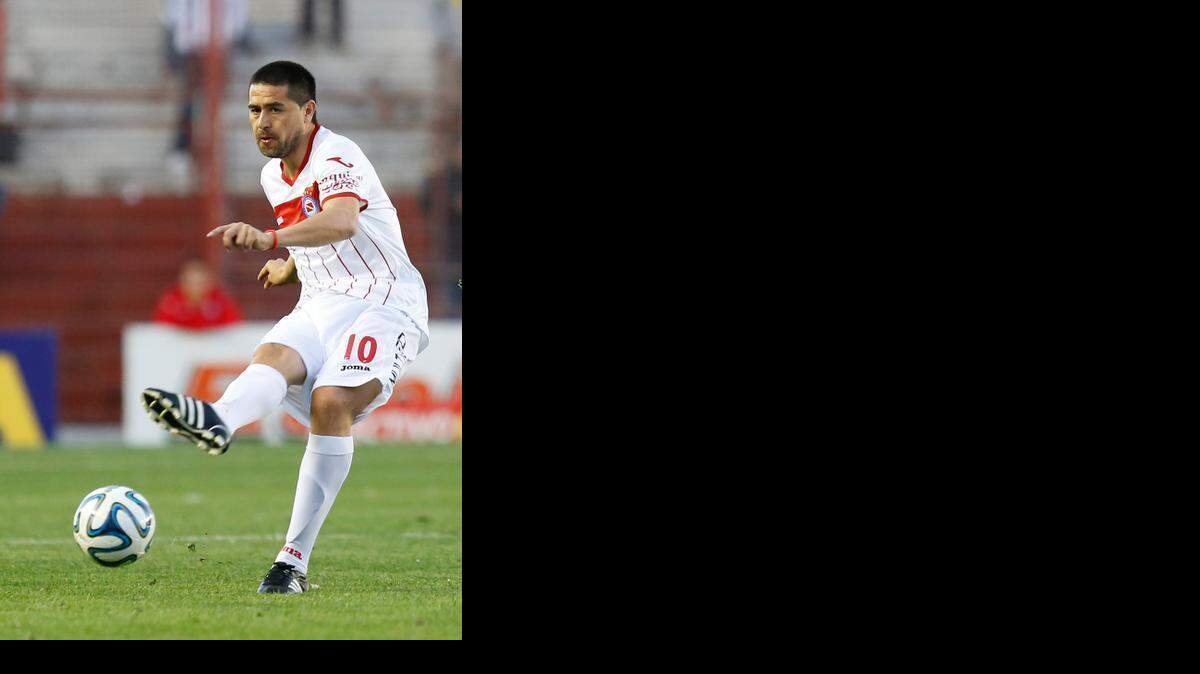 
 Juan Roman Riquelme 
