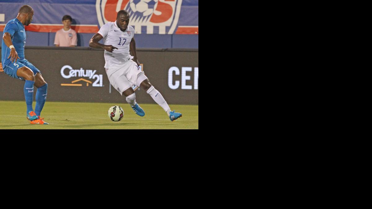 
Jozy Altidore (der.) anotó el gol de Estados Unidos en el partido amistoso contra Honduras, celebrado el martes en Boca Raton, Florida.


