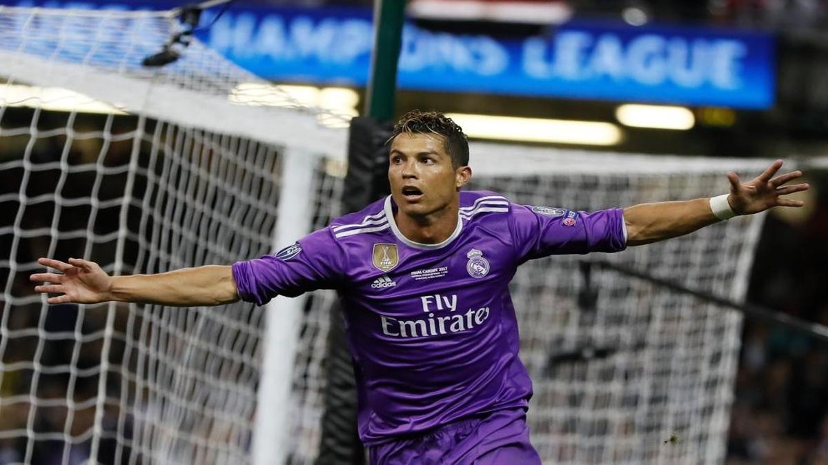 Cristiano Ronaldo (7) celebra luego de anotar para el Real Madrid contra Juventus, el sábado 3 de junio del 2017 en la final de la Liga de Campeones en Cardiff, Gales.