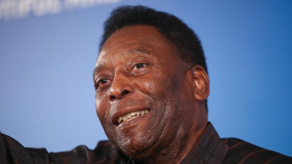 Edson Arantes do Nascimento Pelé