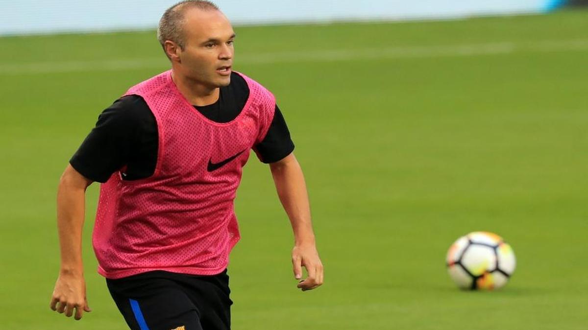 Andrés Iniesta en la práctica de Barcelona en el Hard Rock Stadium, la tarde del viernes 28 de julio del 2017.