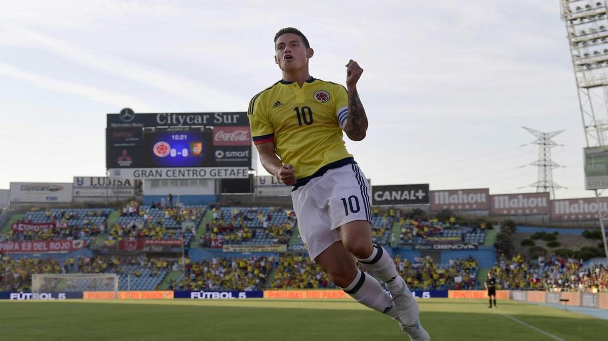 James Rodríguez celebra un gol para Colombia en el partido contra Cameún, el 13 de junio del 2017 en Getafe, España.