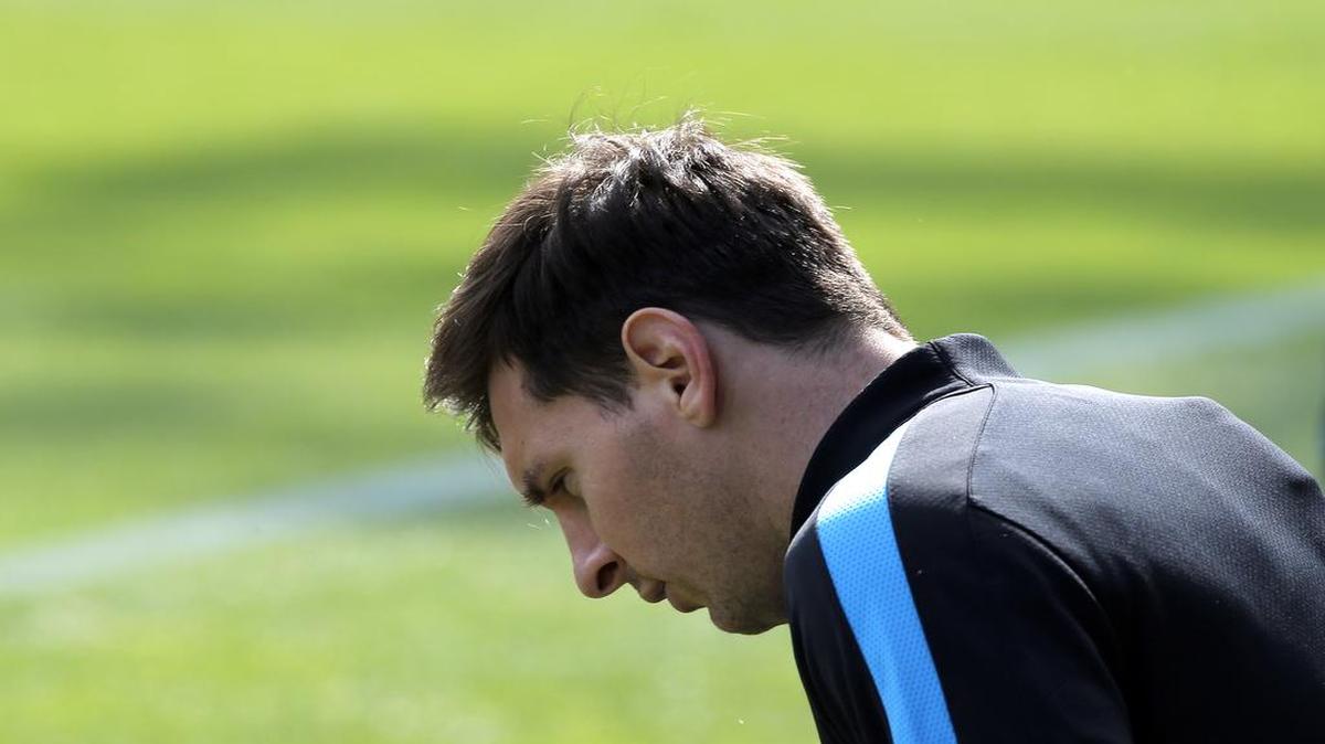 Lionel Messi durante una sesión de entrenamiento en Barcelona el lunes 4 de abril del 2016, previo al partido contra el Atlético de Madrid en la Liga de Campeones.