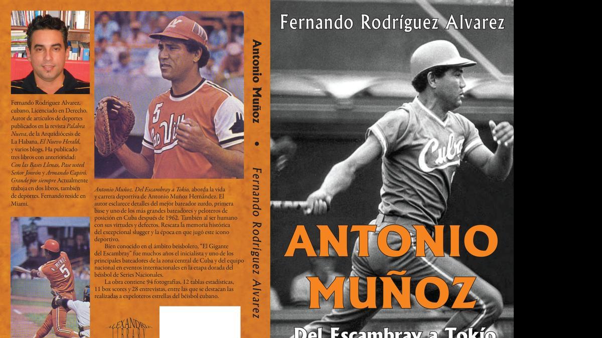 
LA PORTADA y contraportada del libro sobre la carrera de Antonio Muñoz.
