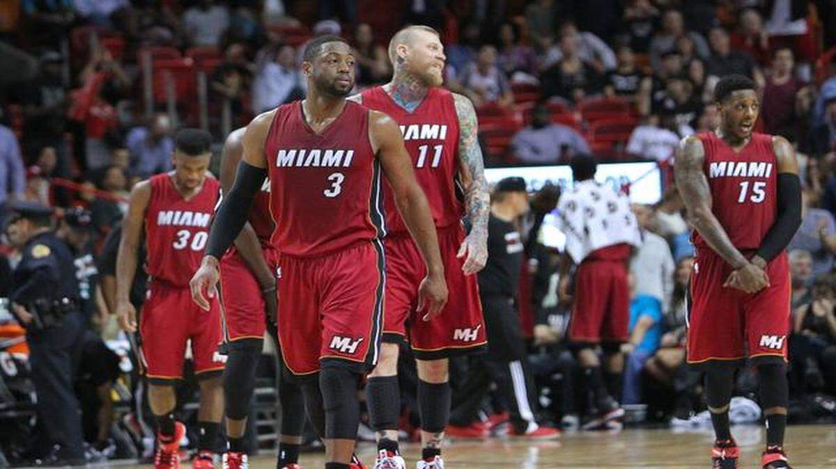 
El margen de error para el Heat de Miami se sigue achicando. Si el equipo no saca un récord positivo de este duro viaje por el Oeste, la primera temporada sin LeBron probará ser todo un fracaso. 
