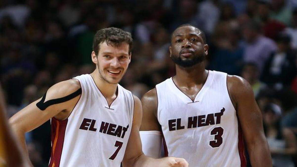 
La química creada entre Dwyane Wade (der.) y el recién llegado armador Goran Dragic ha dado buenos dividendos para el Heat en sus últimos partidos. 


