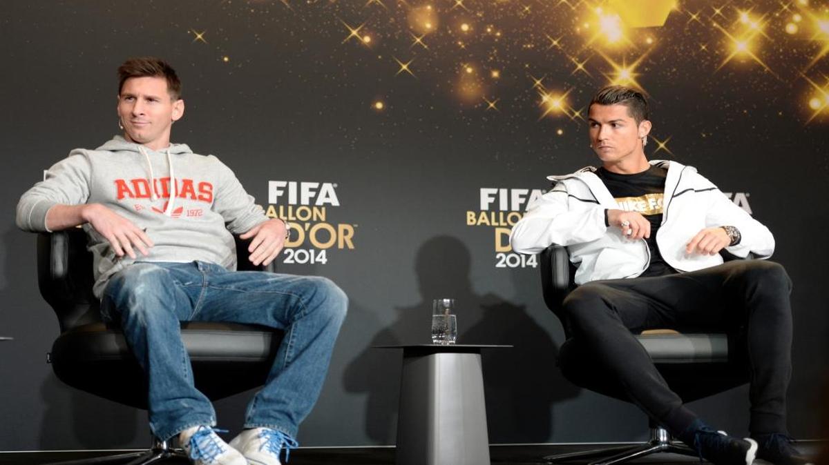 Los dos mejores jugadores del mundo, Lionel Messi (izq.) y Cristiano Ronaldo, poco ante de la entrega del FIFA Ballon d'Or 2014 en Zurich.