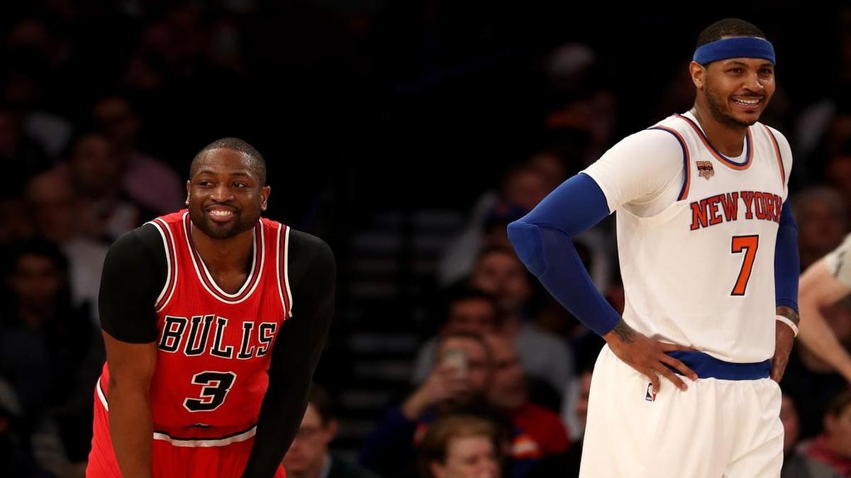Dwyane Wade, #3 de los Bulls, y Carmelo Anthony, #7 de los Knicks, sonríen durante un partido en el Madison Square Garden, el pasado 12 de enero.