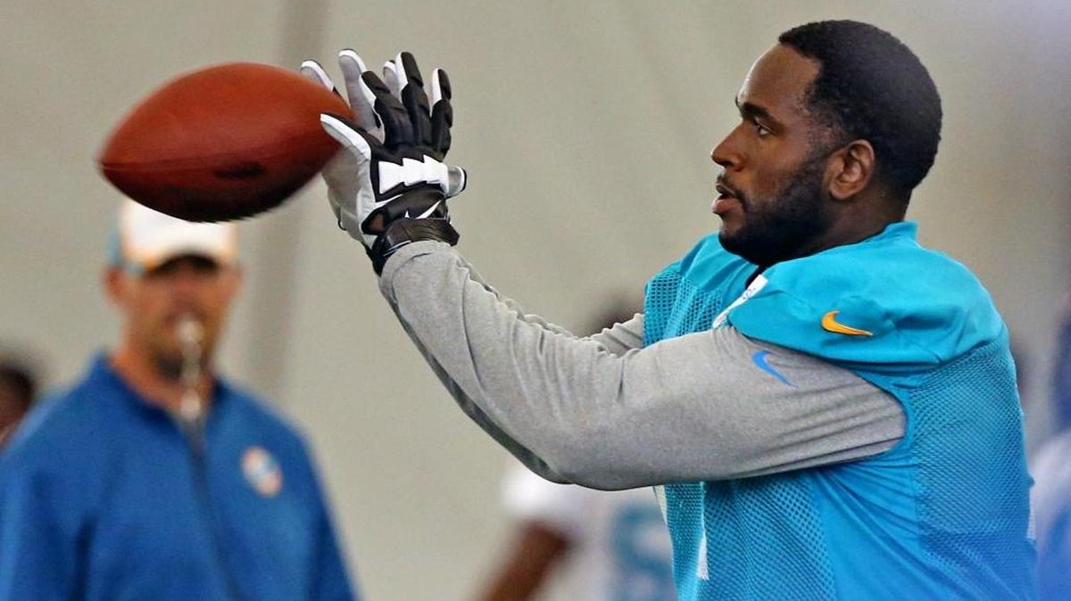 
Branden Albert se entrena en agosto pasado. Es clave en la línea ofensiva.

