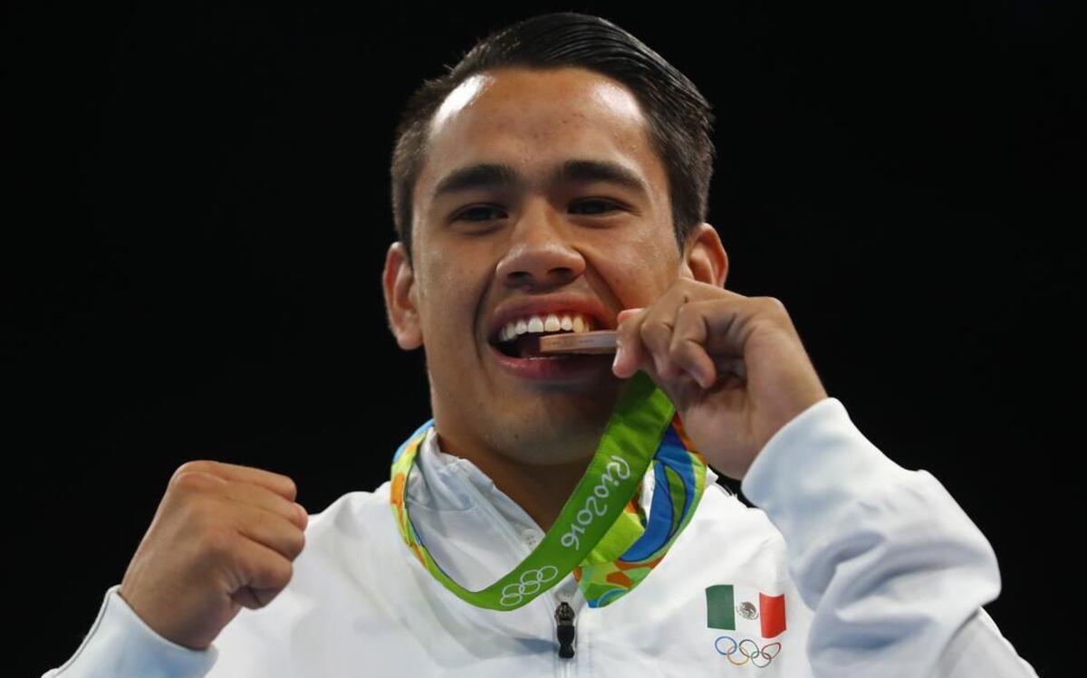 El boxeador Misael Rodríguez, en la división de los 75 kilos, conquistó presea de bronce y la primera medalla para México a cuatro jornadas del fin de los Juegos.