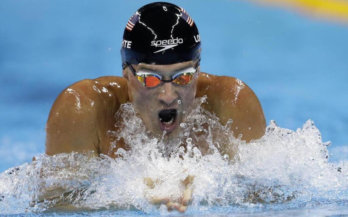 Ryan Lochte luce la marca Speedo en su gorra de natación, el 11 de agosto del 2016 en los Juegos Olímpicos en Río de Janeiro, Brasil.