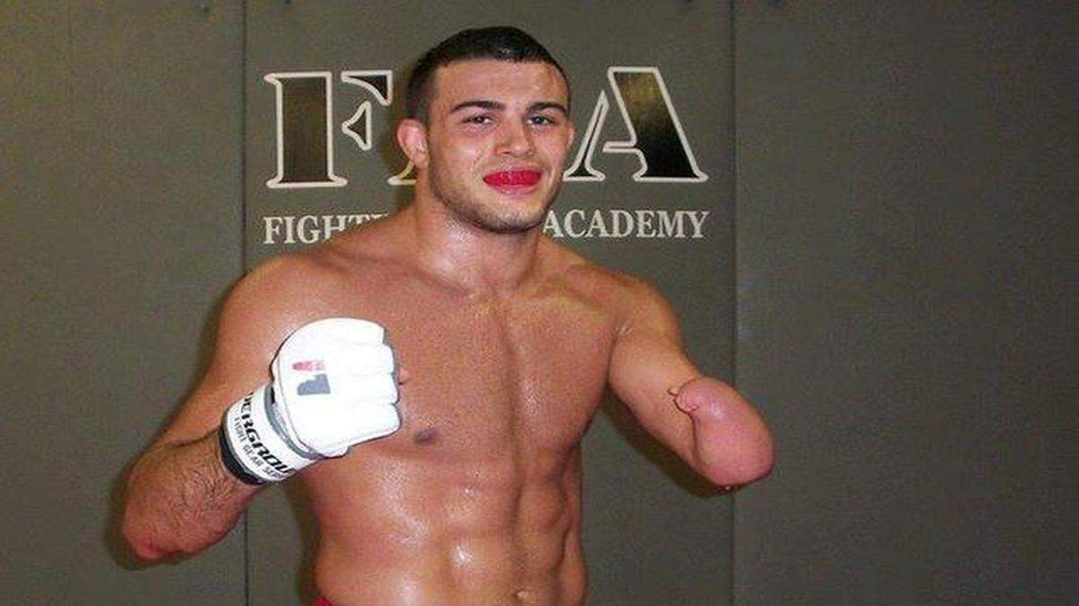 
El peleador Nick Newell regresa a la acción para enfrentar al veterano Joe Condon en la cartelera de WSOF 20 de este viernes.
