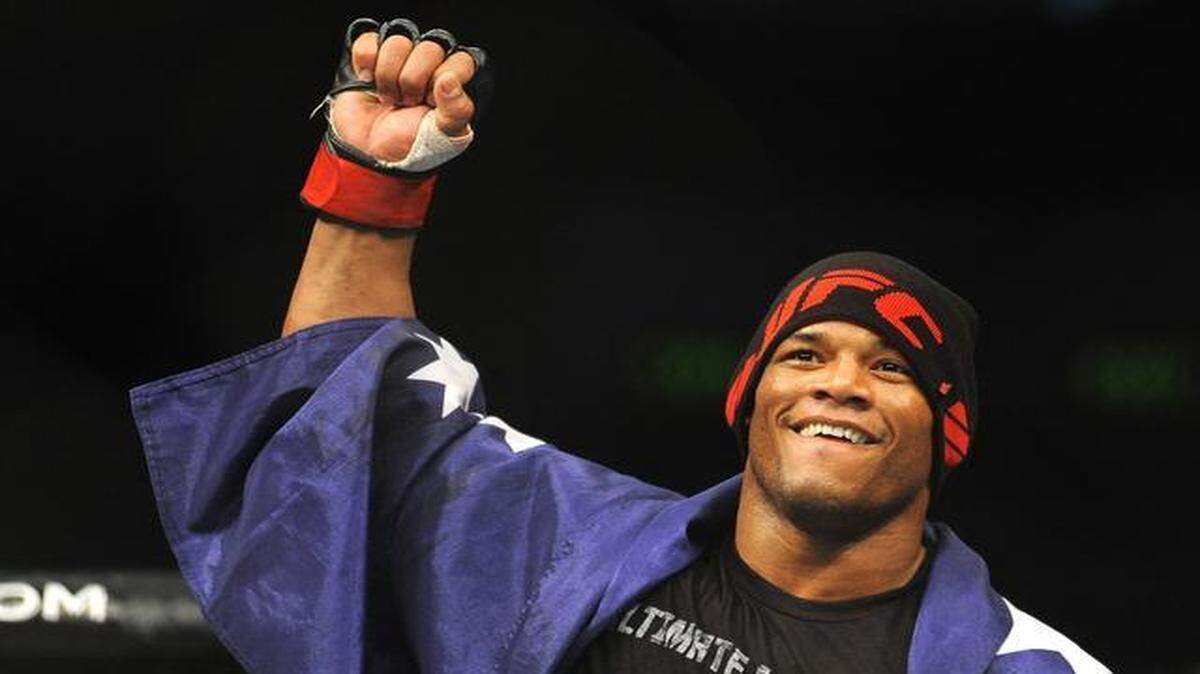 
Héctor Lombard dio positivo al esteroide desoxymethyltestosterone, en una prueba realizada el pasado enero en Las Vegas.
