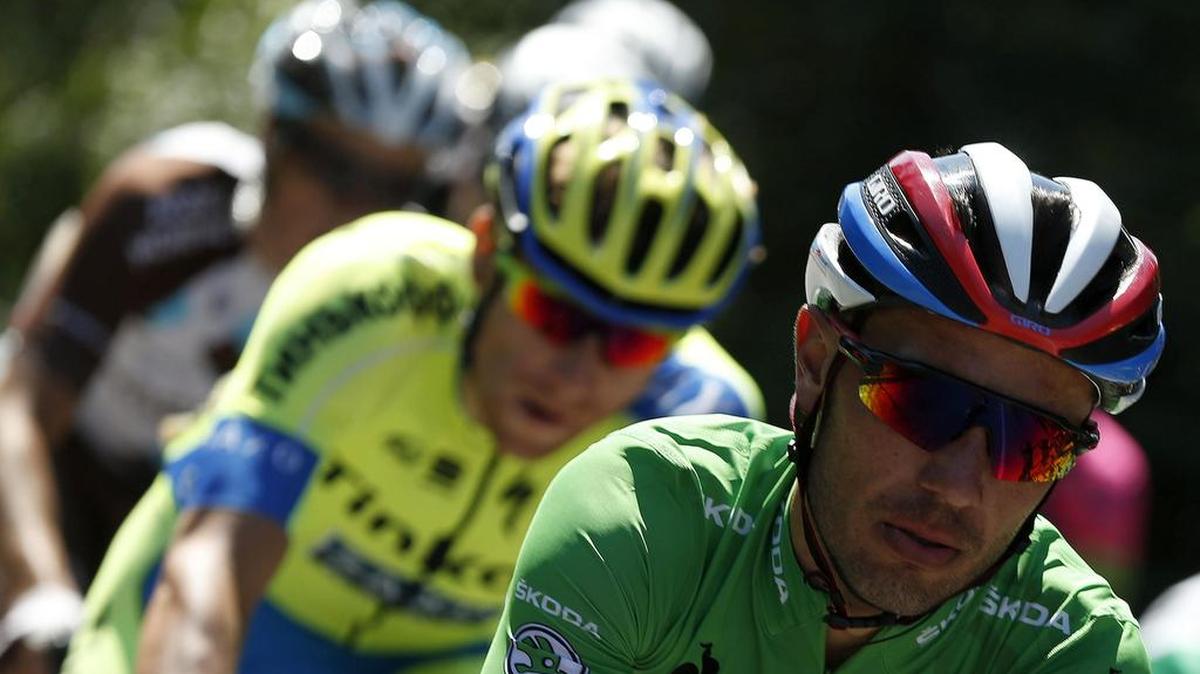 
El ciclista español del equipo Katusha, Joaquím “Purito’’ Rodriguez (der.) durante la decimo sexta etapa de la Vuelta Ciclística a España, el 7 de septiembre del 2015.
