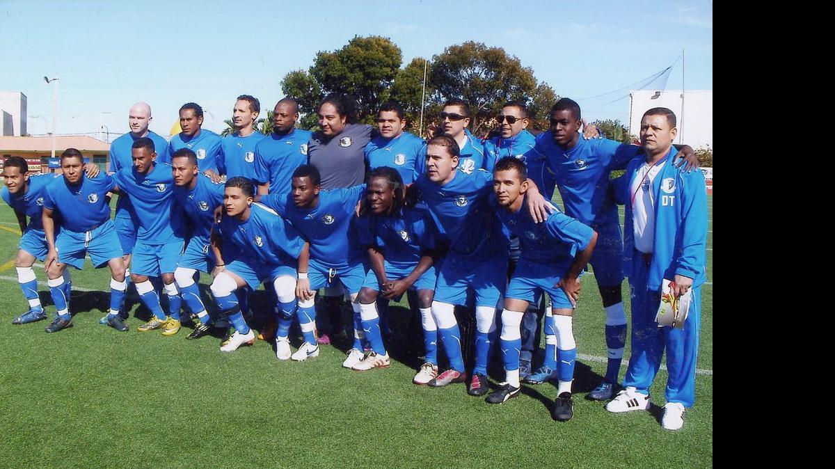 
Real Honduras tiene gran actividad con su capitán Rubén Rosano y su entrenador Israel Gutiérrez.
