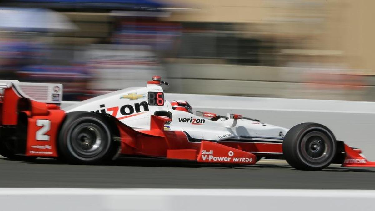 
Juan Pablo Montoya, de Colombia, durante las pruebas para la Verizon IndyCar Series GoPro Grand Prix de Sonoma, en el autódromo de Sonoma, el sábado 29 de agosto del 2015 en Sonoma, California.
