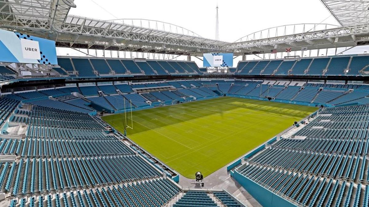 El renovado Hard Rock Stadium, a un costo de $500 millones, en una vista el lunes en Miami Gardens.