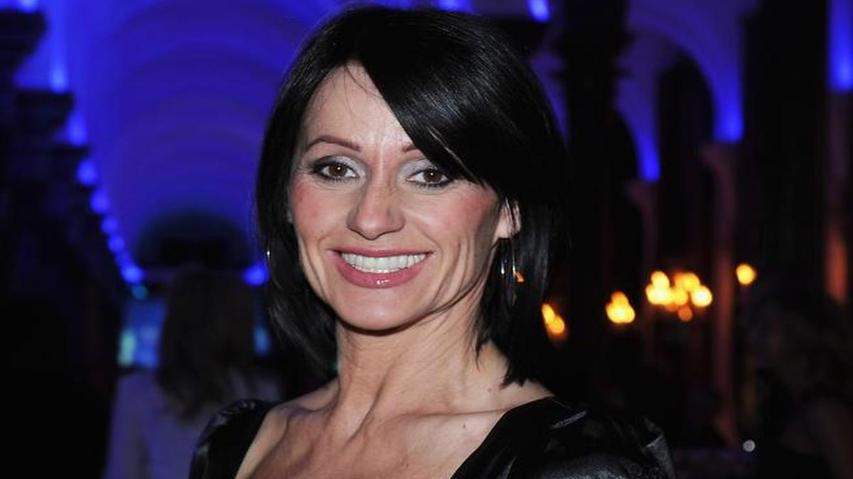 LA RUMANA Nadia Comaneci posa durante una recepción en St.Petersburgh, Rusia, en febrero del 2008.