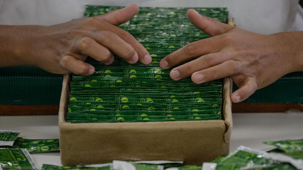 La cantidad de 450.000 preservativos que serán distribuidos a partir del 24 de julio en los Juegos de Río equivale a un promedio de 42 condones por atleta, según calculó el diario Folha de Sao Paulo.