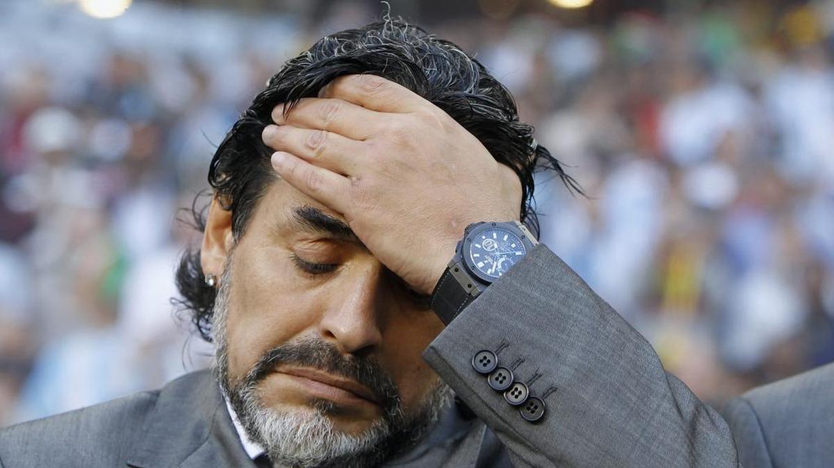 Diego Maradona cuando era entrenador de la selección de fútbol de Argentina para el Mundial en Sudáfrica el 3 de julio de 2010.