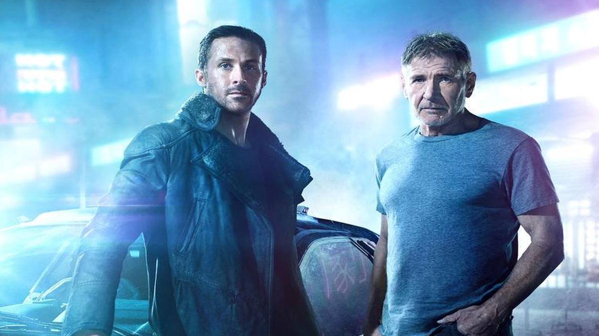 Ryan Gosling y Harrison Ford en “Blade Runner 2049”.