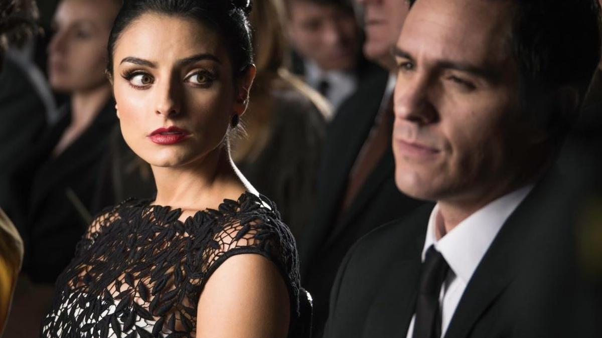 
Aislinn Derbez protagoniza el filme ‘A la mala’, junto a su pareja en la vida real, Mauricio Ochmann.
