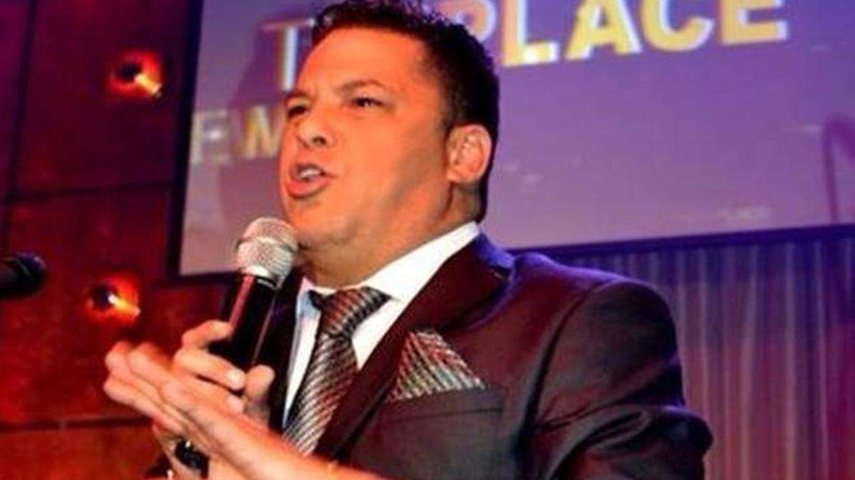 
Mónico Pino

