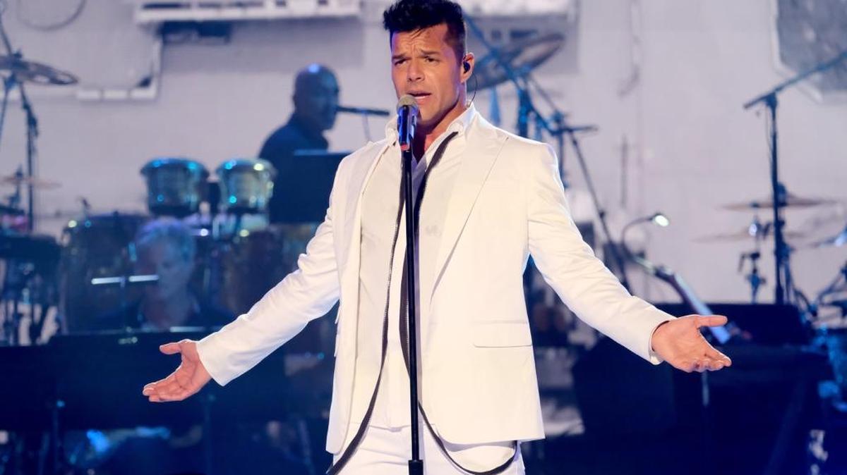 Ricky Martin durante su actuación en el concierto ‘One Voice: Somos Live!’ celebrado en Los Angeles, en octubre.