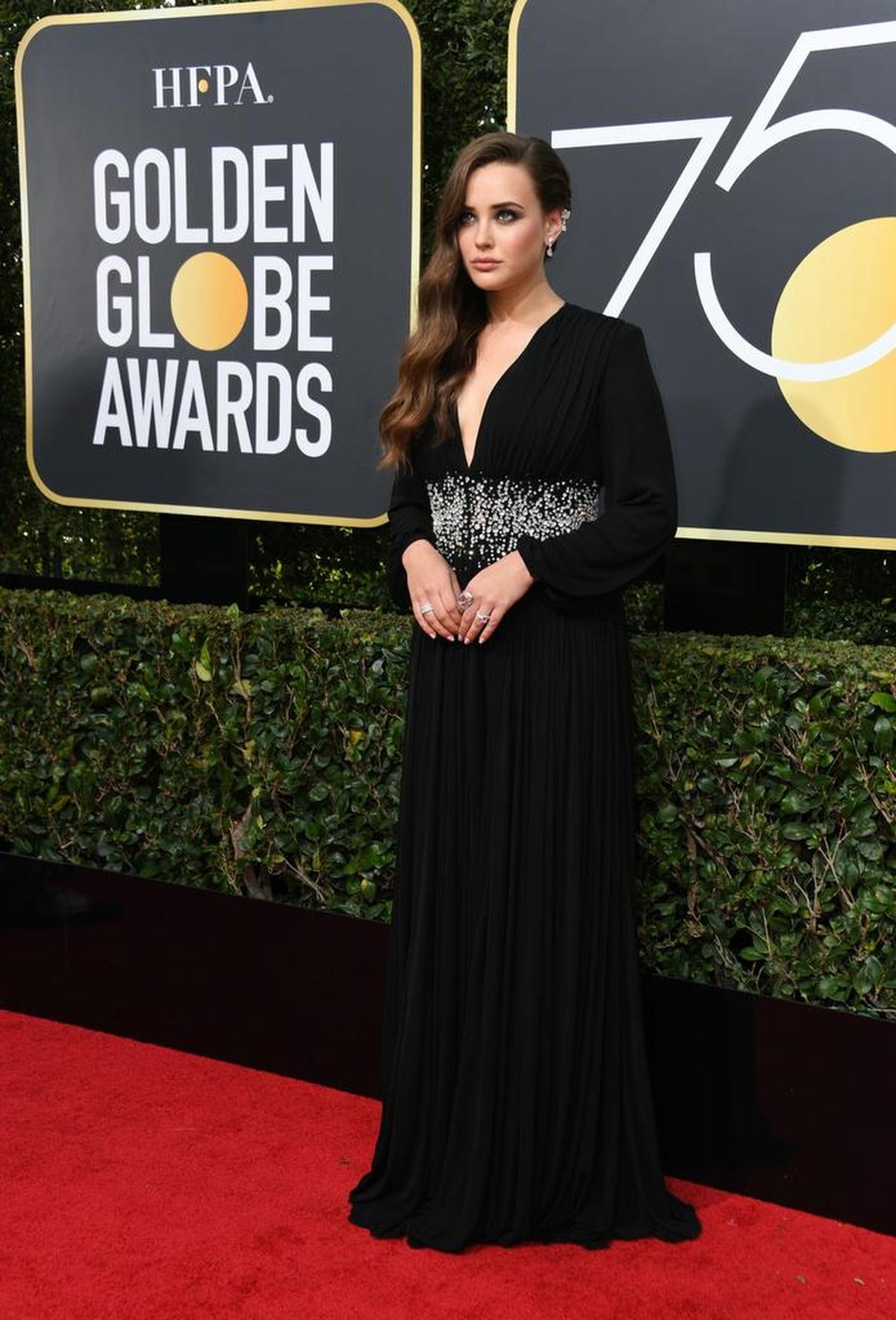 Katherine Langford llega a la 75º ceremonia de los premios Globos de Oro en el Beverly Hilton Hotel el domingo 7 de enero de 2018 en Beverly Hills, California.