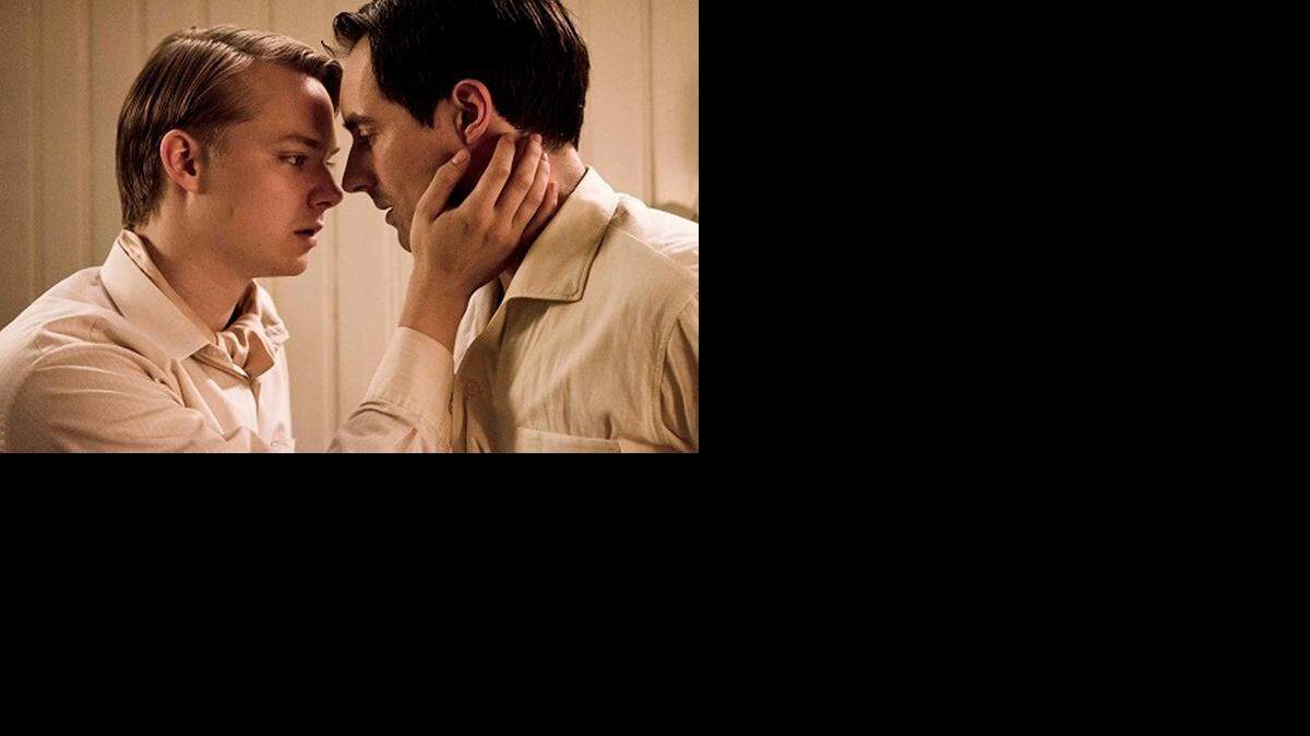 
Sven Schelker y Matthias Hungerbuhler en ‘The Circle’, de Stefan Haupt, escogida por Suiza para las nominaciones al Oscar. 
