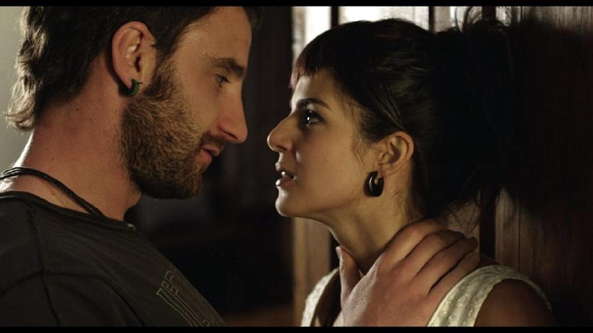
Dani Rovira y Clara Lago en la comedia española ‘Ochos apellidos vascos’, dirigida por Emilio Martínez-Lázaro.
