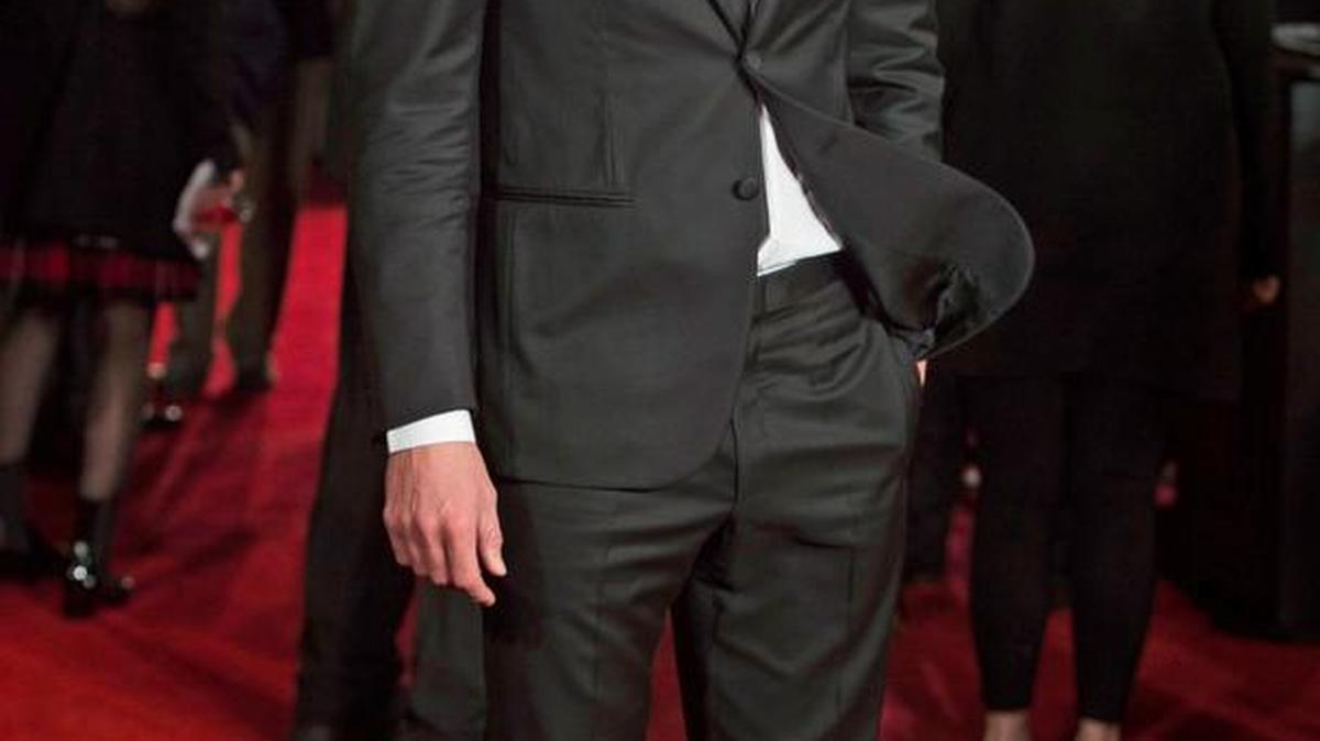 Liam Hemsworth llega para el estreno británico de ‘Los juegos del hambre: Sinsajo. Parte 2’ en Leicester Square, Inglaterra.