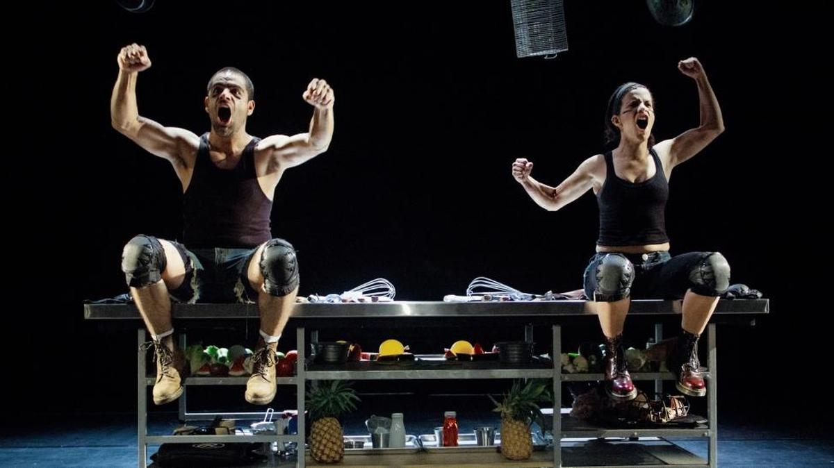 En la función inaugural la compañía mexicana Los Tristes Tigres presentará ‘Algo de un tal Shakespeare’, con Sara Pinet y Adrián Vázquez.
