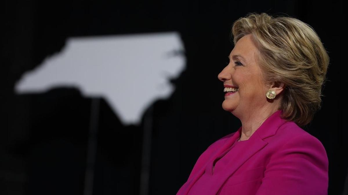 La candidata presidencial demócrata, Hillary Clinton, en un mitin de campaña en Raleigh, Carolina del Norte.