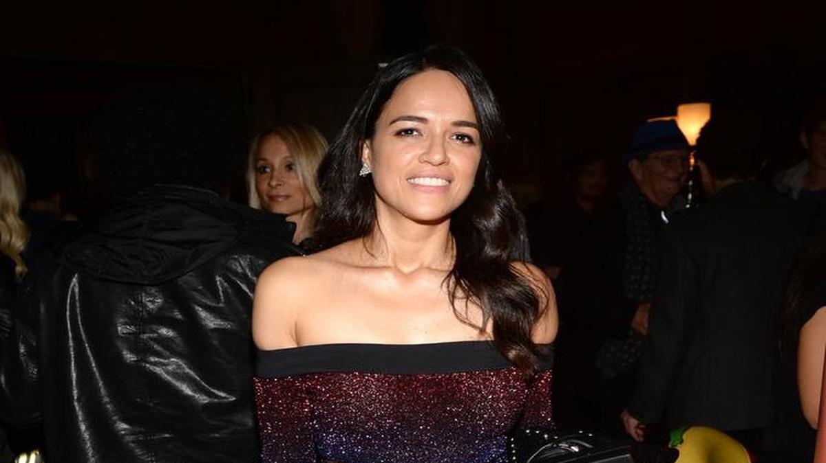 Michelle Rodriguez atiende a una función de "The Assignment" el 3 de abril de 2017 en Nueva York.