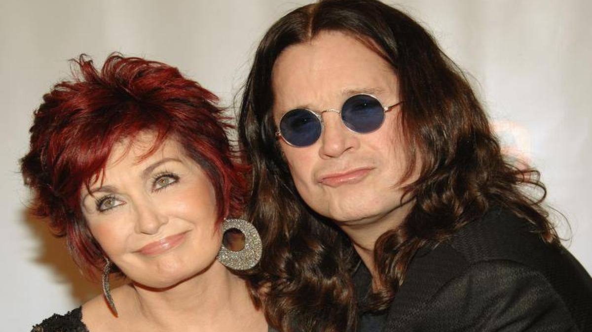 Sharon y Ozzy Osbourne llegan al sexto evento benéfico anual de la Fundación de Elton John contra el SIDA en el Waldorf-Astoria, el 25 de de septiembre de 2007 en Nueva York.
