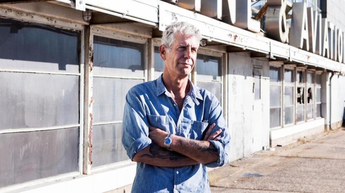 El escritor, chef y personalidad de la televisión Anthony Bourdain se suicidó en un hotel de Francia, el 8 de junio, a los 61 años.