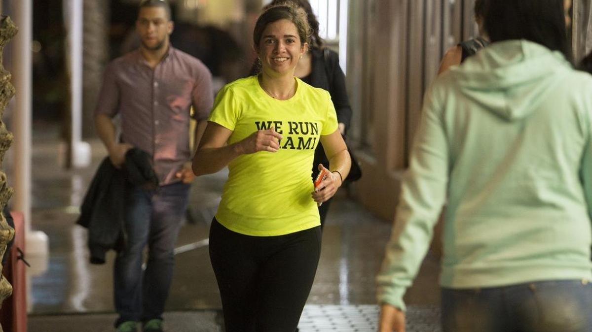 Cristina Moreno se entrena corriendo en enero del 2015 en Miami Beach.