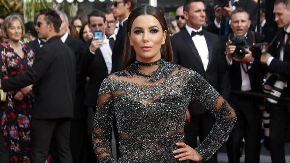 Fotografía de archivo del 23 de mayo de 2017 de la actriz estadounidense Eva Longoria a su llegada a la ceremonia por el 70º aniversario del Festival Internacional de Cine de Cannes (Francia).