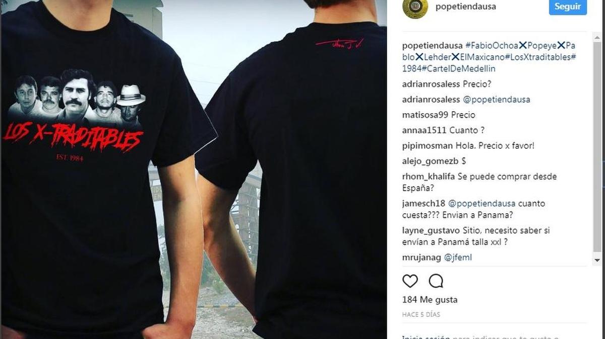 Esta es una de las camisetas de la marca Popeye Leyenda, con la figura del ex sicario junto a los narcos Fabio Ochoa, Pablo Escobar, Carlos Lehder y Gonzalo Rodríguez Gacha “el Mexicano”.