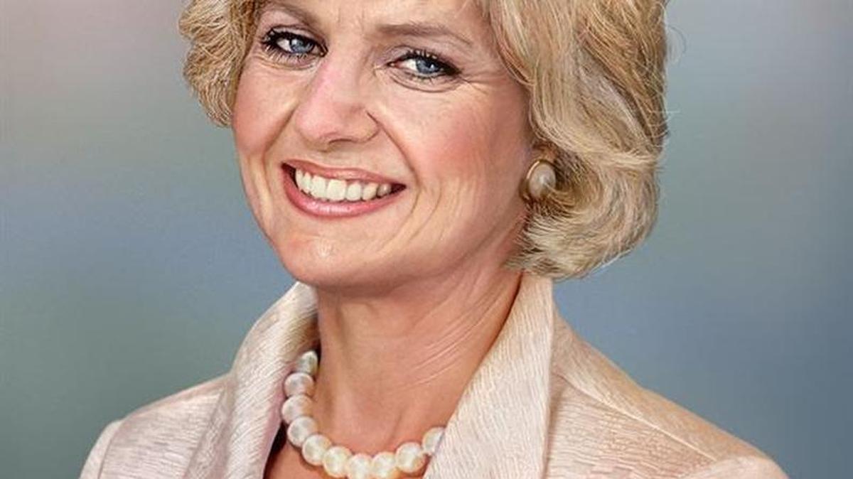 Una fotografía creada por la compañía de expertos forenses especialistas en progresión de edad Phojoe muestra cómo se vería la princesa Diana a los 56 años.