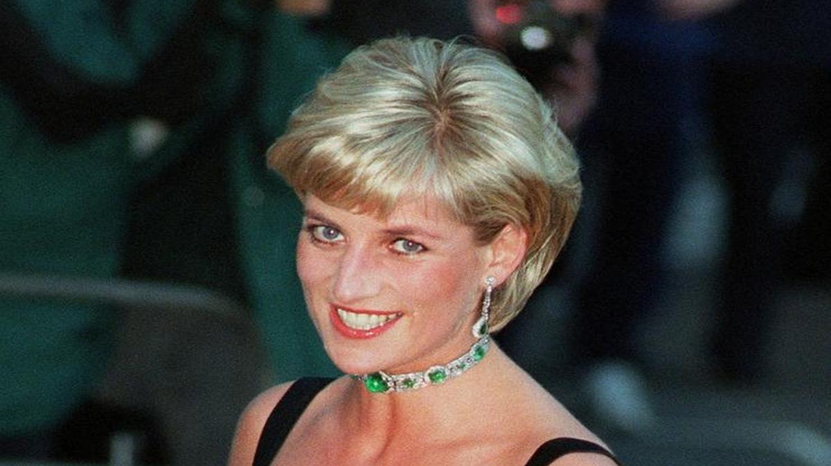 Diana de Gales en la galería Tate en London en julio del 1997.